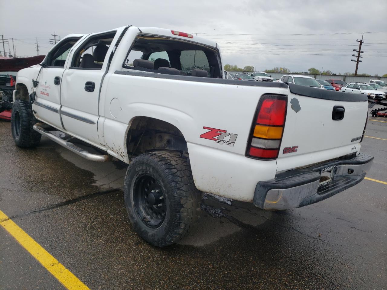 Photo 3 from auction – 2005 GMC NEW SIERRA with VIN 2GTEK13T051178823