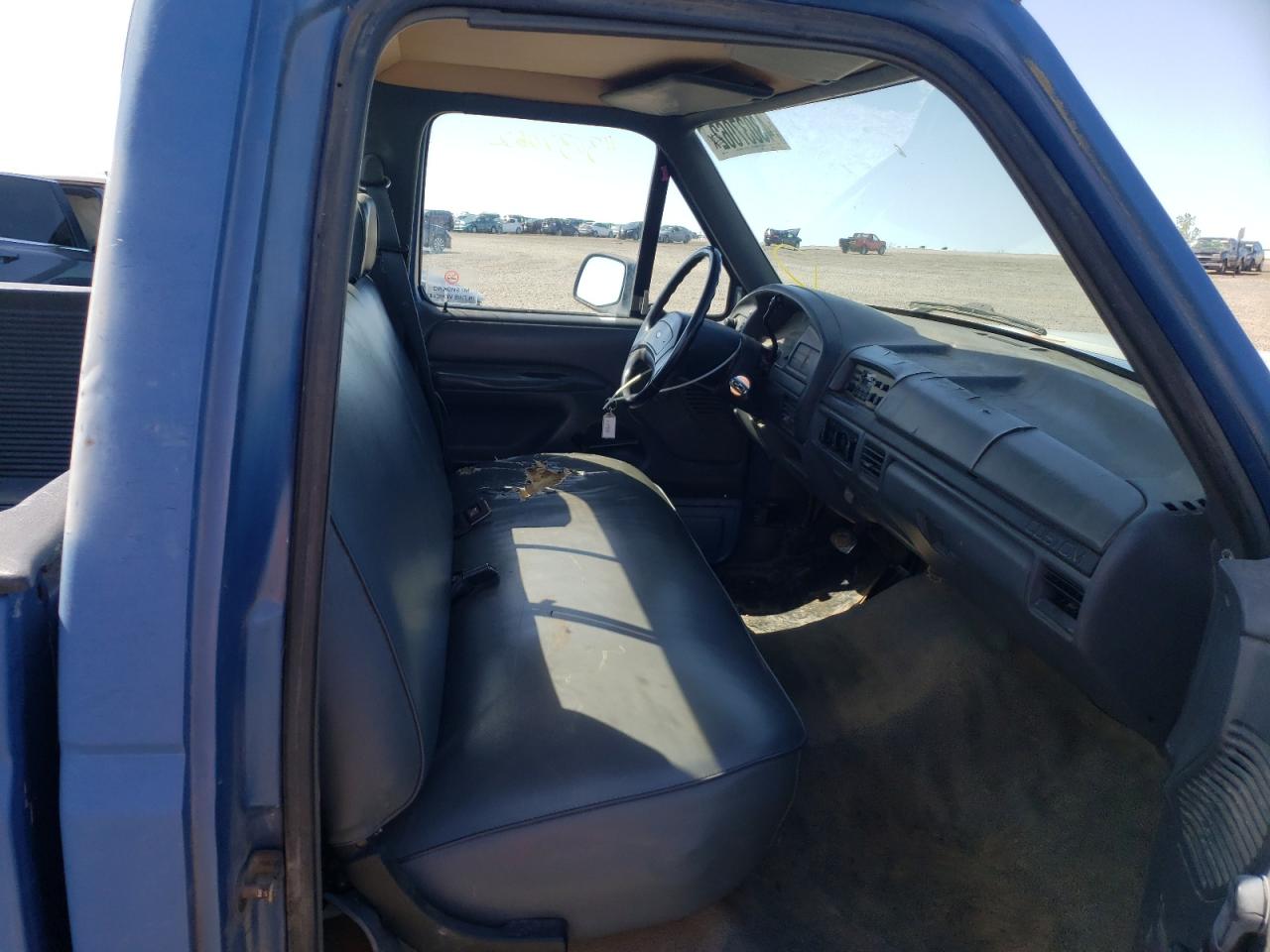 Photo 5 from auction – 1992 FORD F150 with VIN 1FTEF15Y3NLA89853