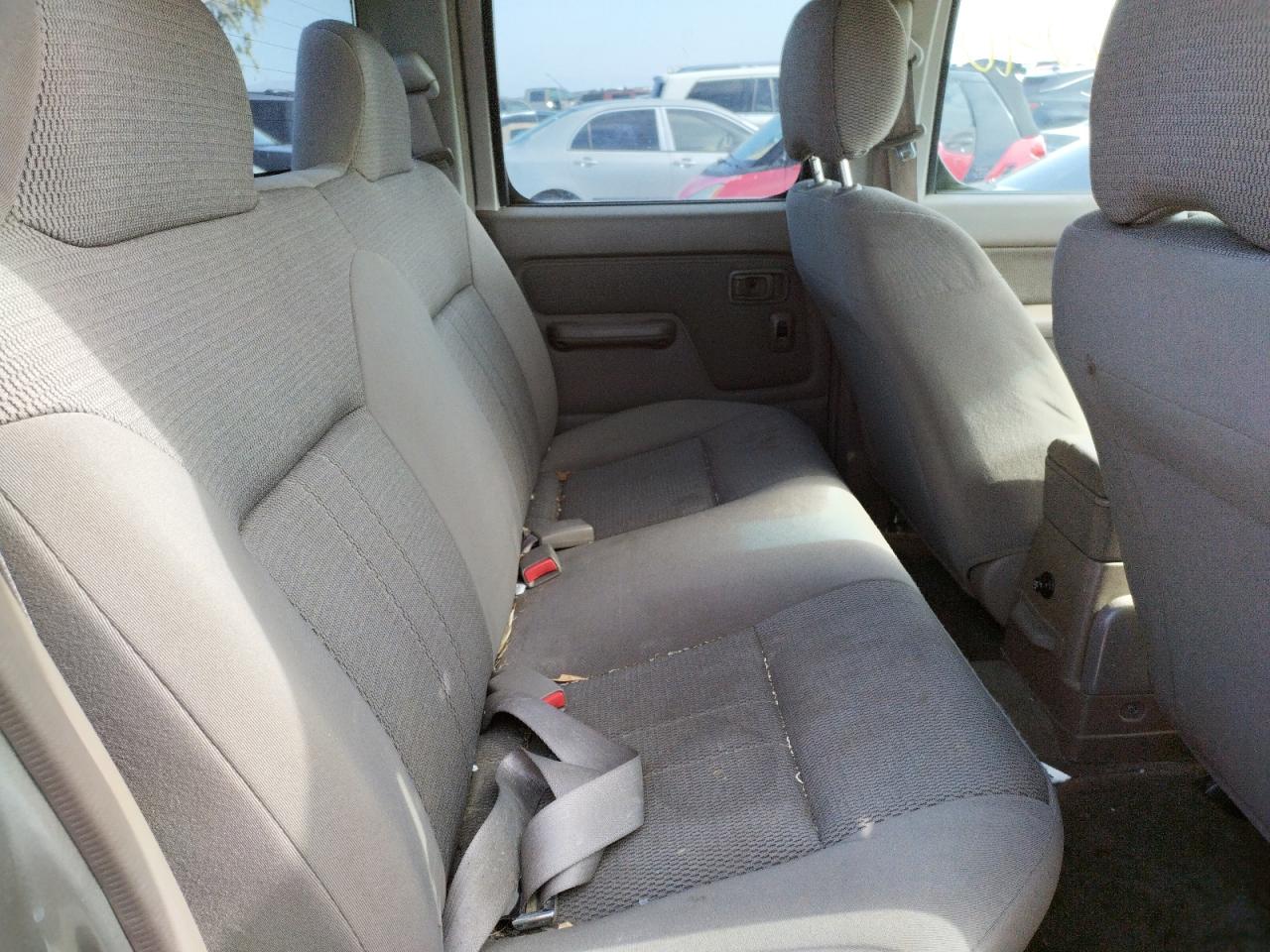 Photo 6 from auction – 2002 NISSAN FRONTIER C with VIN 1N6ED29X02C390442
