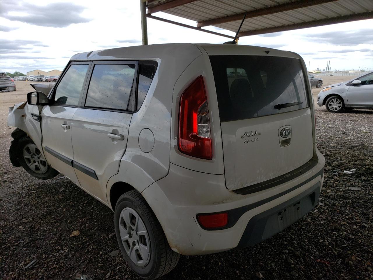 Photo 3 from auction – 2012 KIA SOUL with VIN KNDJT2A51C7462032