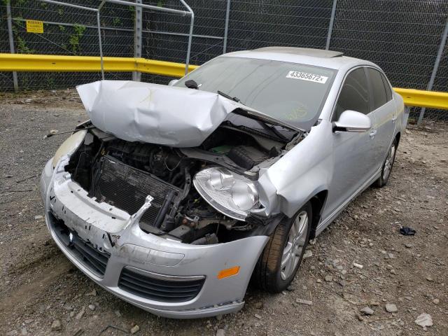 Photo 2 from auction – 2007 VOLKSWAGEN JETTA WOLF with VIN 3VWEF71K17M179554