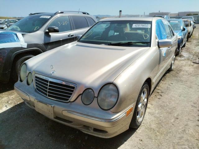 Photo 2 from auction – 2002 MERCEDES-BENZ E 320 with VIN WDBJF65J92B424824