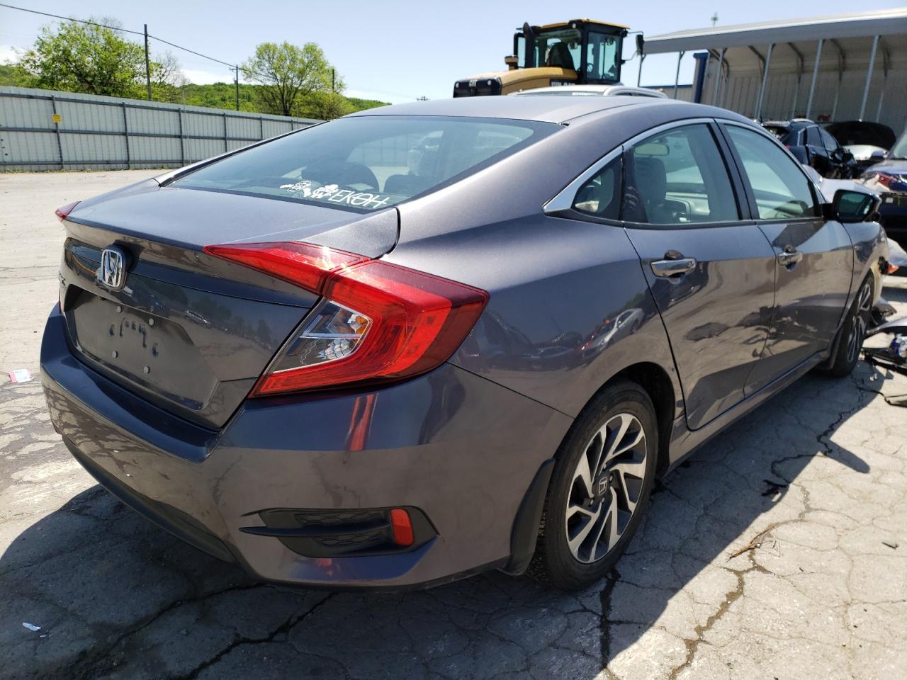 Photo 4 from auction – 2016 HONDA CIVIC EX with VIN 19XFC2F74GE064867
