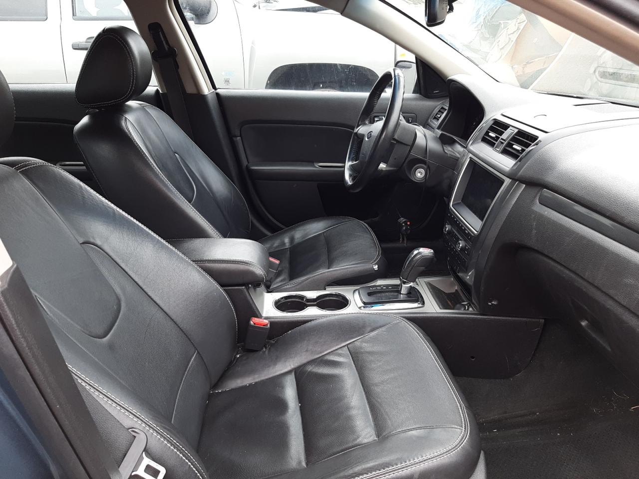 Photo 5 from auction – 2011 FORD FUSION SEL with VIN 3FAHP0JA5BR261087