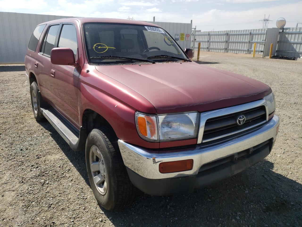 Photo 1 from auction – 1996 TOYOTA 4RUNNER with VIN JT3GN86R5T0003747
