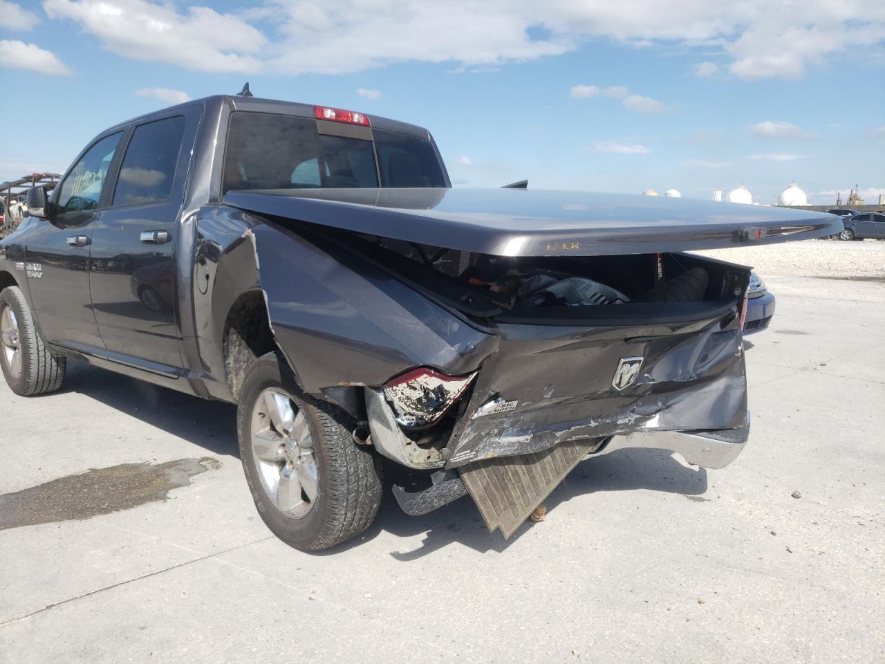 Photo 9 from auction – 2017 RAM 1500 SLT with VIN 1C6RR6LT0HS820141