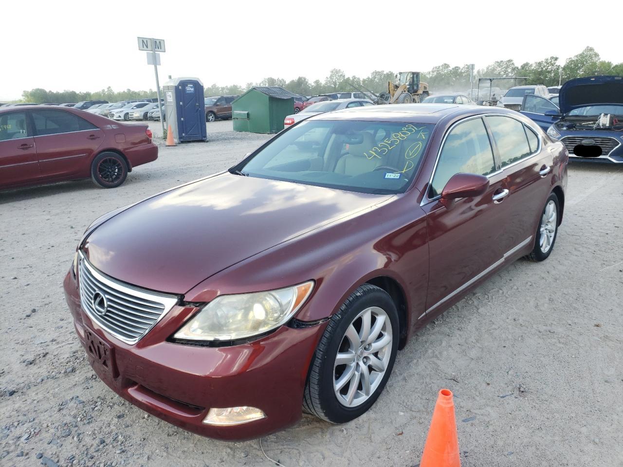 Photo 2 from auction – 2007 LEXUS LS 460 with VIN JTHBL46F075007769