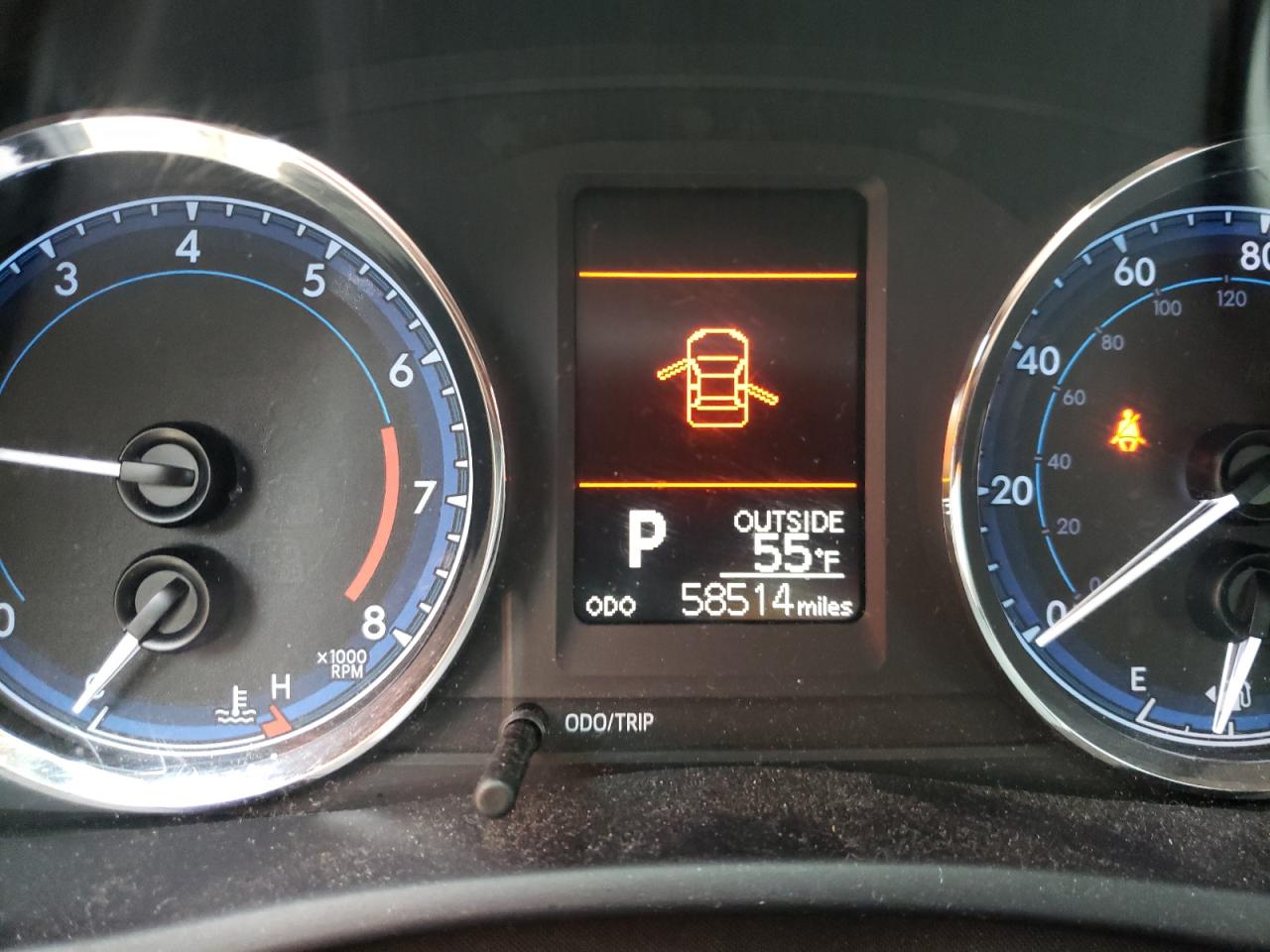 Photo 8 from auction – 2018 TOYOTA COROLLA L with VIN 5YFBURHE8JP819525