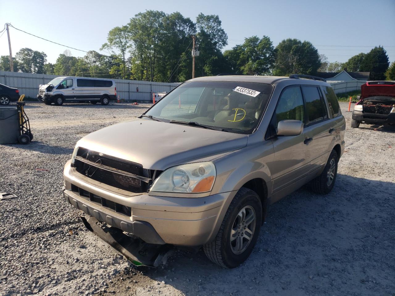 Photo 2 from auction – 2005 HONDA PILOT EXL with VIN 2HKYF18745H504859