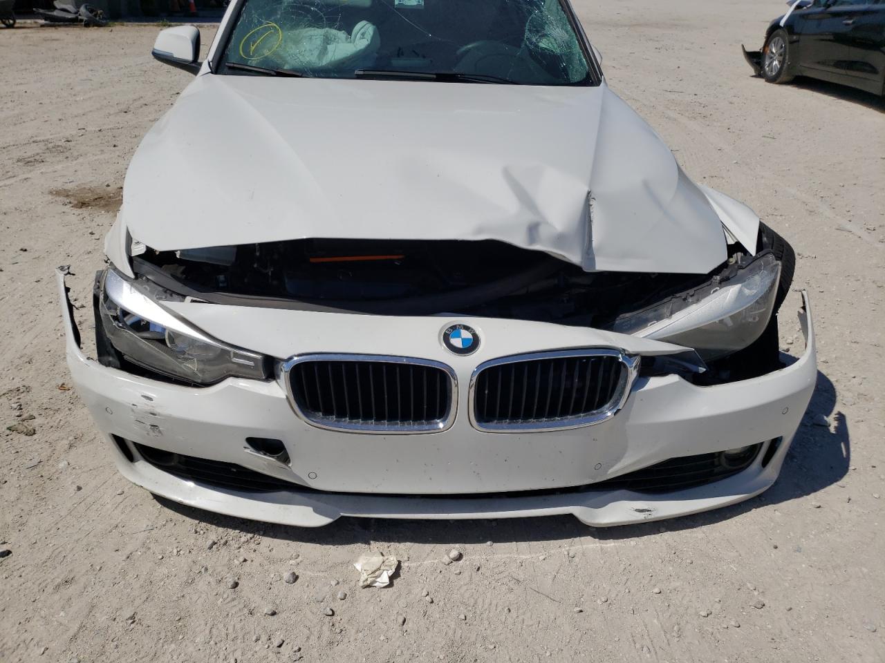 Photo 9 from auction – 2014 BMW 328 I with VIN WBA3A5G53ENP30159