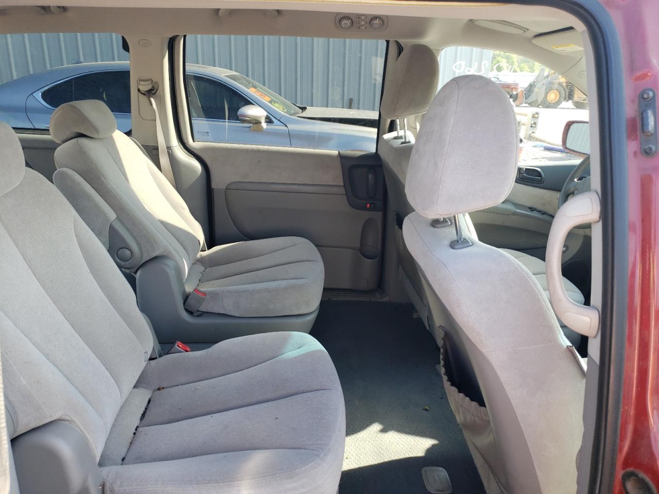 Photo 6 from auction – 2009 KIA SEDONA EX with VIN KNDMB233096275469