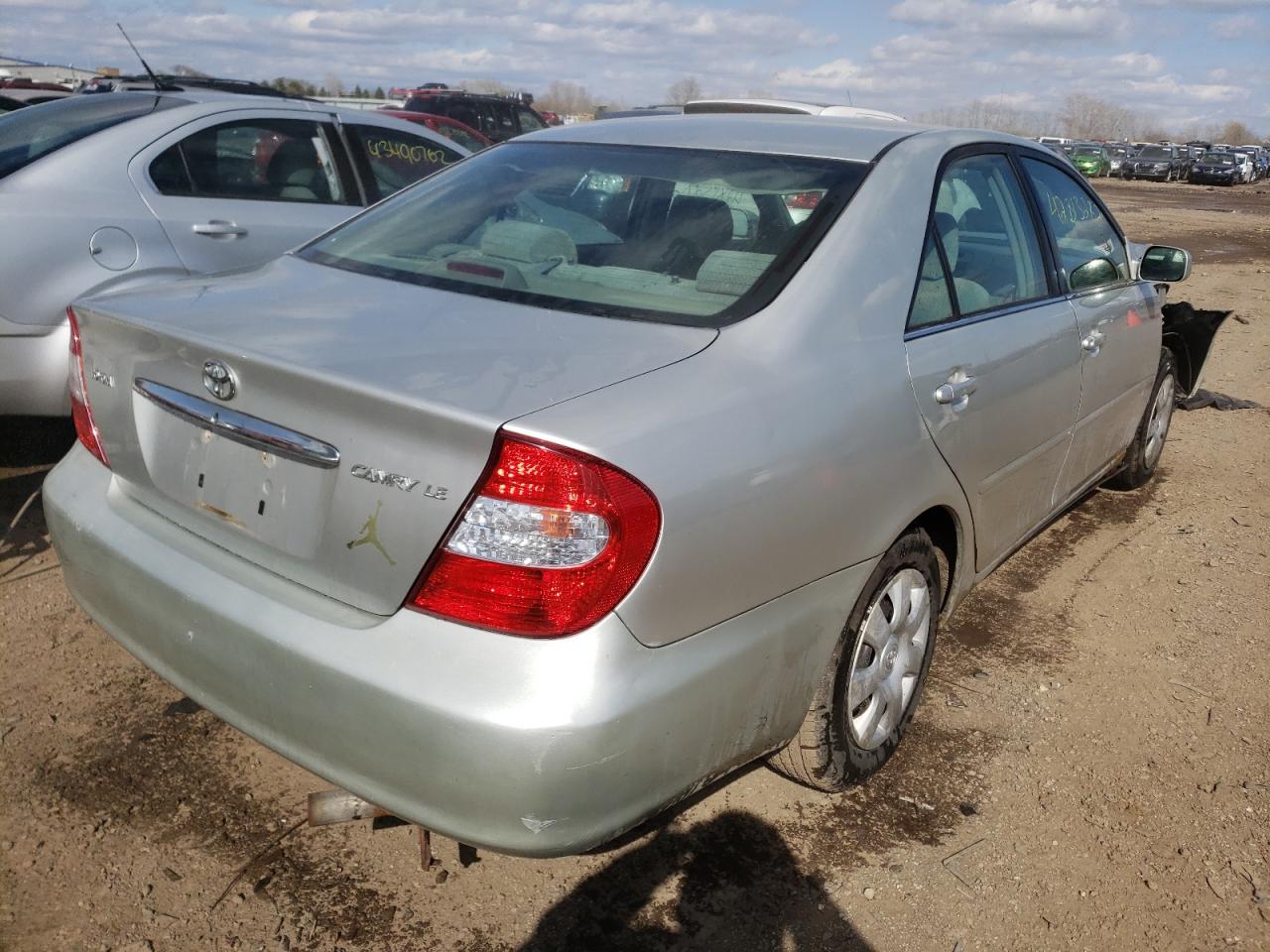 Photo 4 from auction – 2003 TOYOTA CAMRY LE with VIN 4T1BE32K33U675991