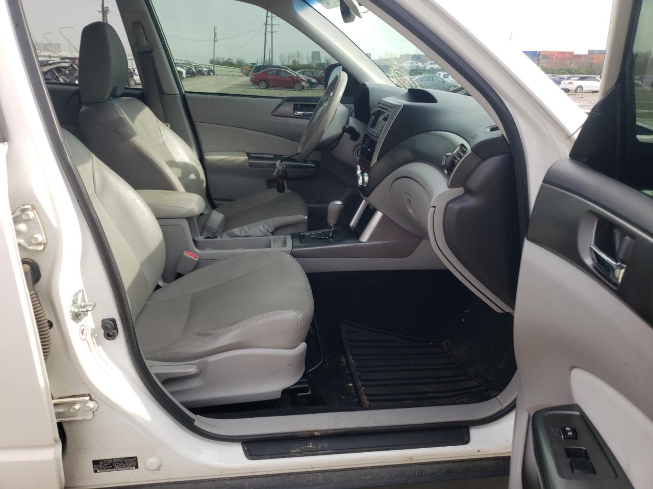 Photo 5 from auction – 2011 SUBARU FORESTER L with VIN JF2SHBEC1BH730165