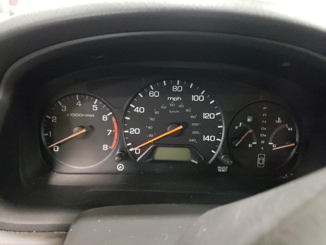 Photo 8 from auction – 2002 HONDA ACCORD with VIN 1HGCG566X2A020580