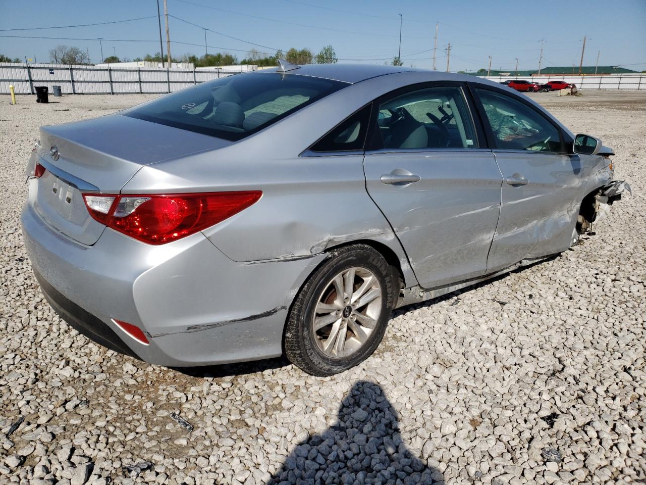 Photo 4 from auction – 2014 HYUNDAI SONATA GLS with VIN 5NPEB4AC8EH833734