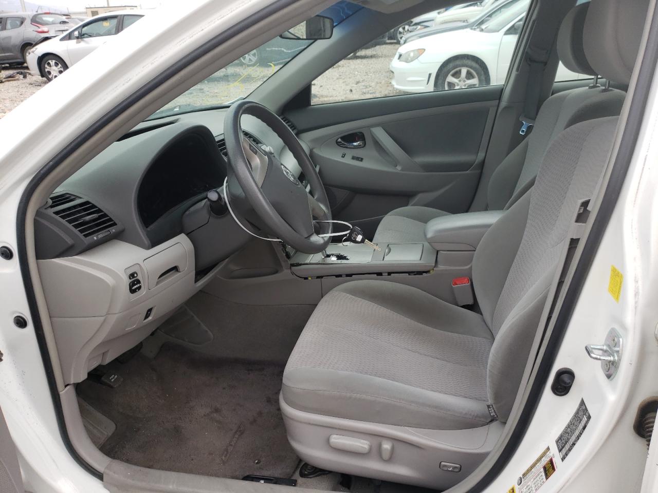 Photo 5 from auction – 2011 TOYOTA CAMRY BASE with VIN 4T1BF3EK4BU709086