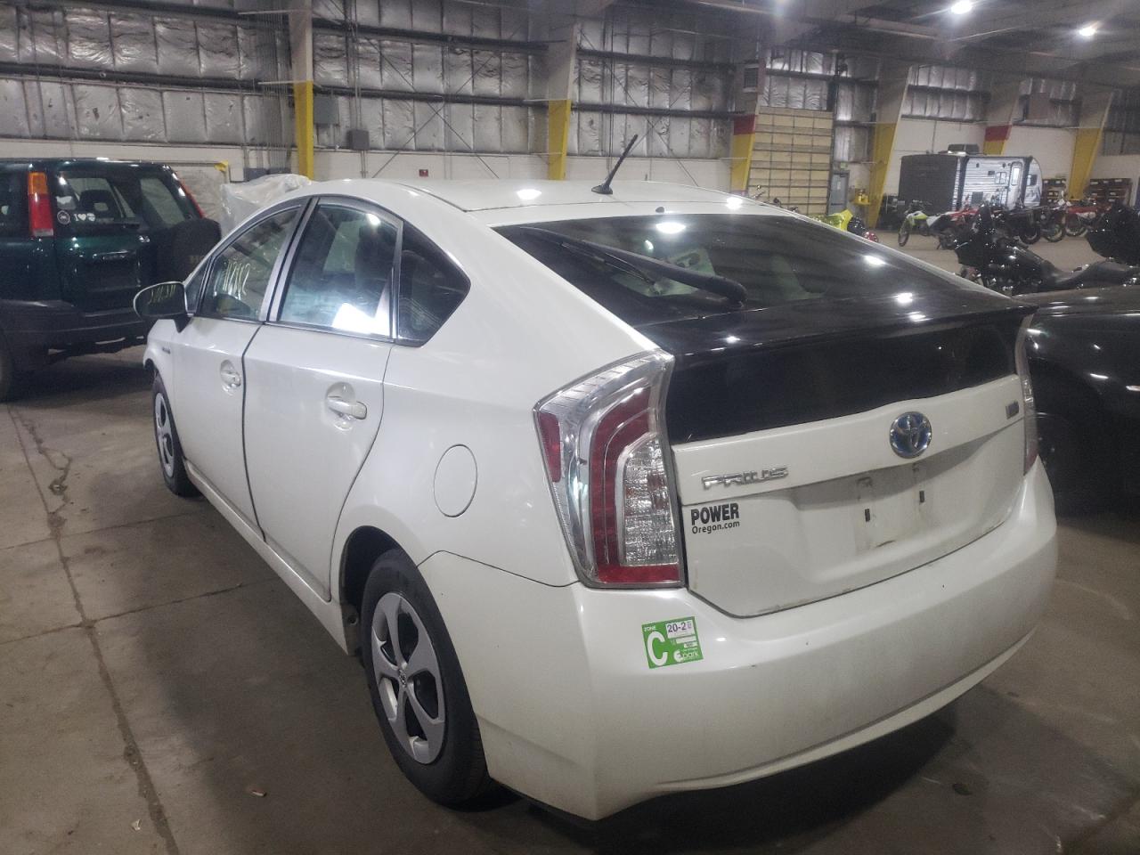 Photo 3 from auction – 2014 TOYOTA PRIUS with VIN JTDKN3DU1E1740795