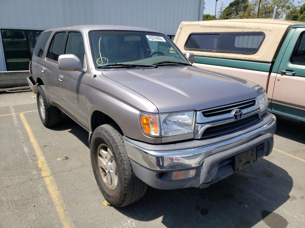 TOYOTA 4RUNNER SR 2001 with VIN JT3HN86R210345321 - Photo from auction