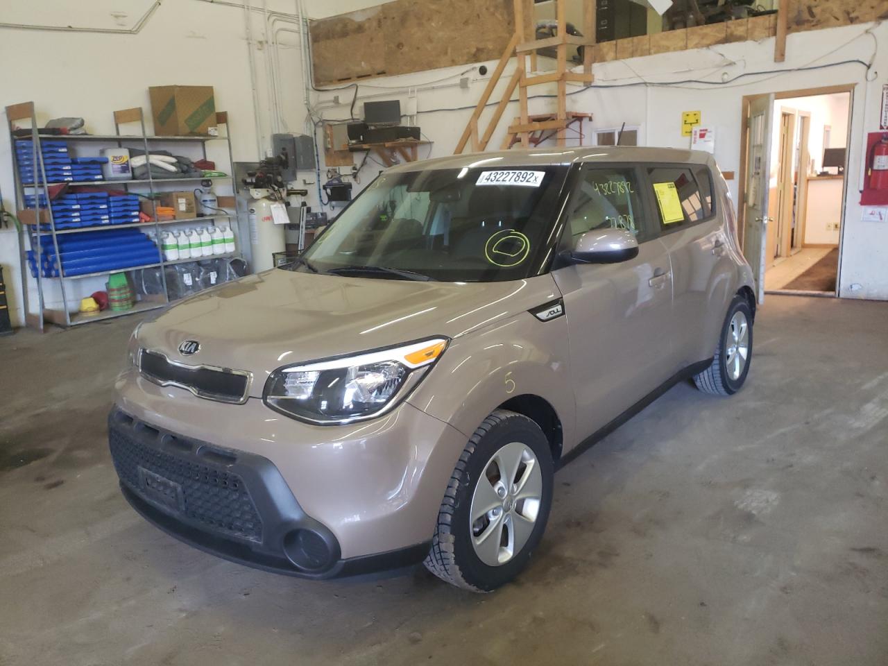 Photo 2 from auction – 2016 KIA SOUL with VIN KNDJN2A24G7297096