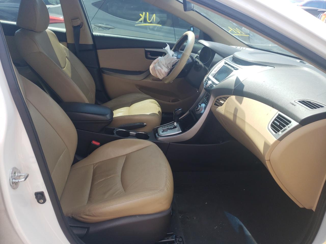 Photo 5 from auction – 2012 HYUNDAI ELANTRA with VIN 5NPDH4AE1CH082615