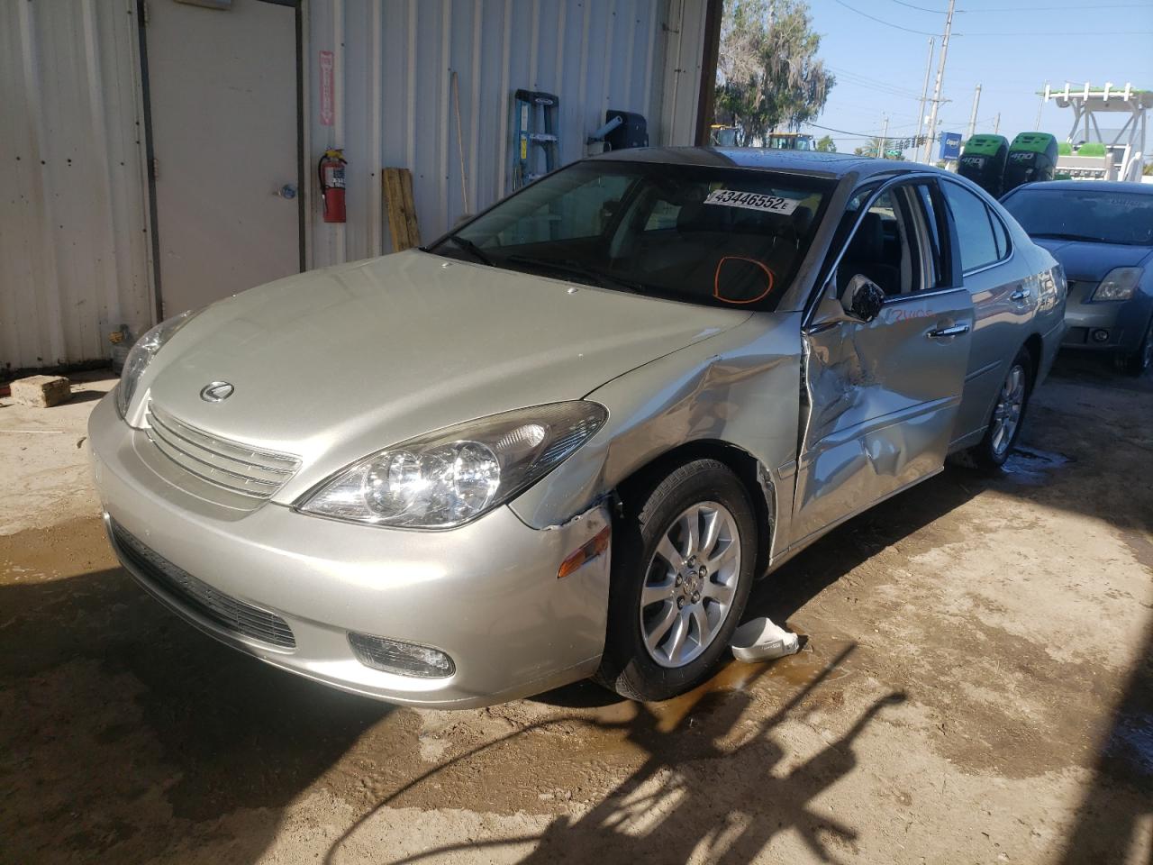 Photo 2 from auction – 2004 LEXUS ES 330 with VIN JTHBA30G645049957