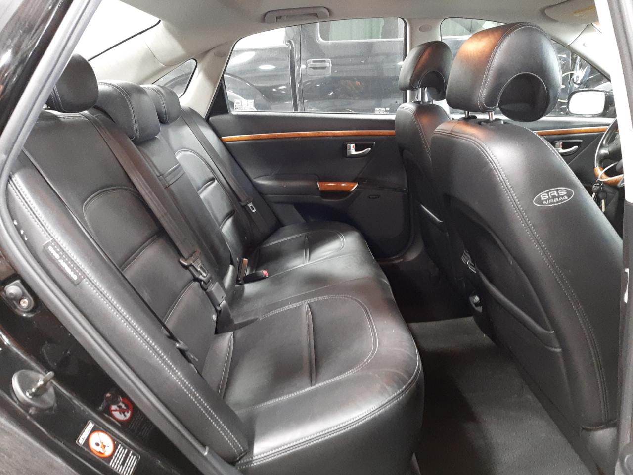Photo 6 from auction – 2007 HYUNDAI AZERA SE with VIN KMHFC46F97A158678