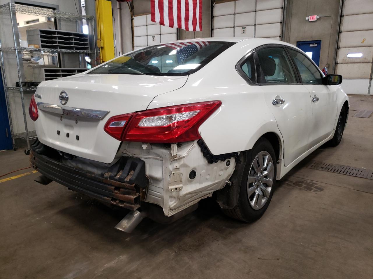 Photo 4 from auction – 2016 NISSAN ALTIMA 2.5 with VIN 1N4AL3AP1GN368361