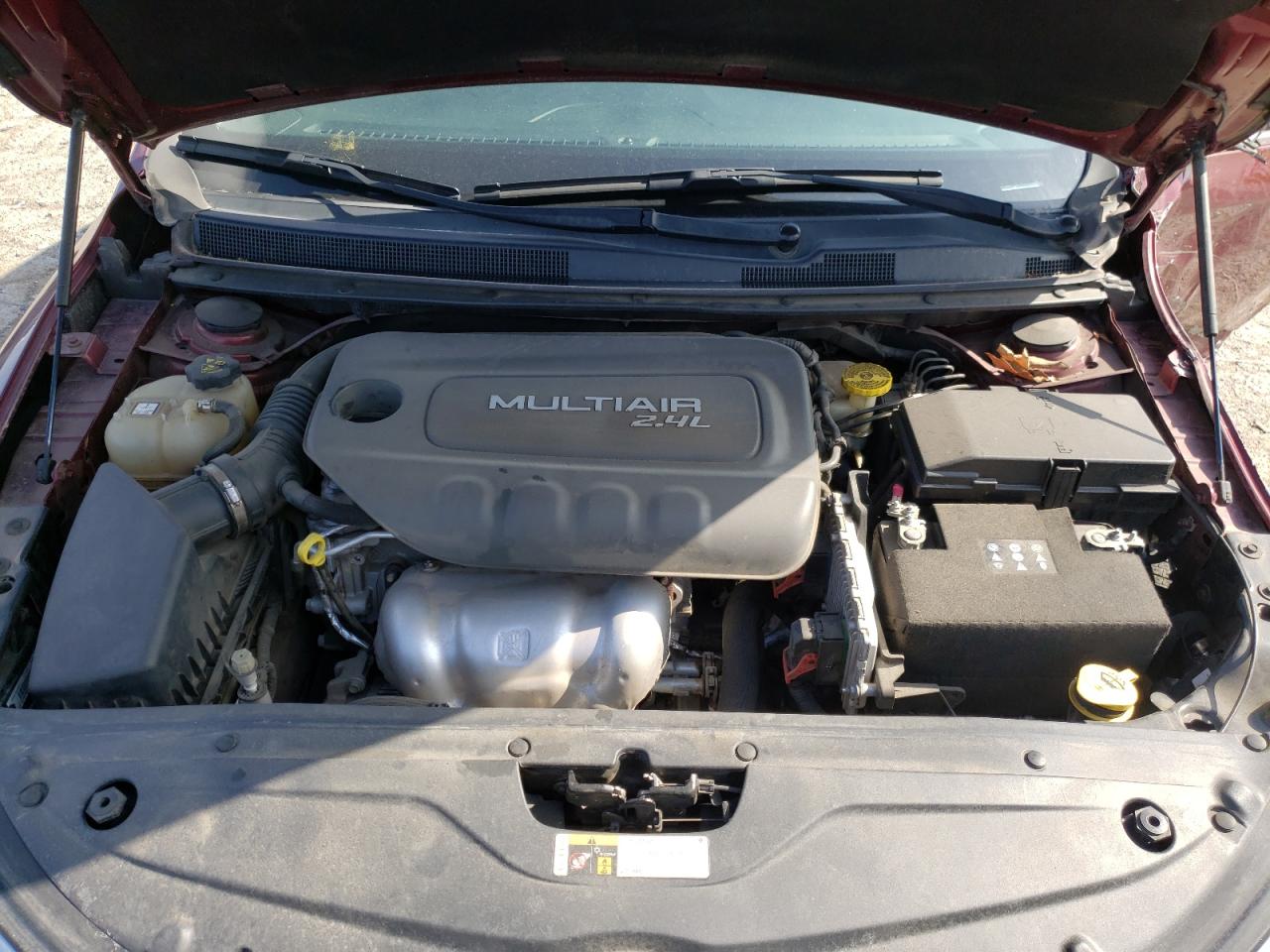 Photo 7 from auction – 2015 CHRYSLER 200 LIMITE with VIN 1C3CCCAB2FN698536