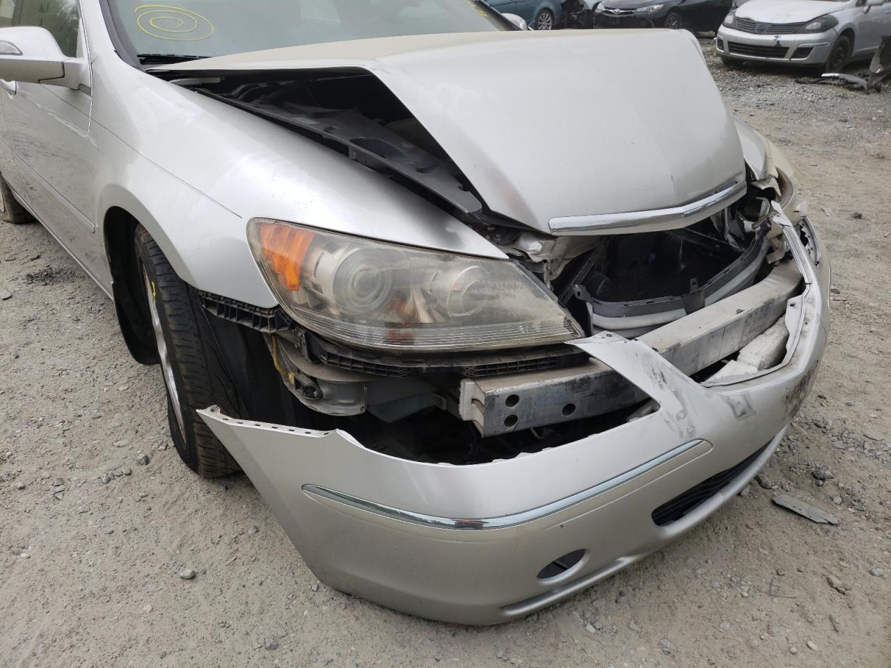 Photo 9 from auction – 2005 ACURA RL with VIN JH4KB16525C016541
