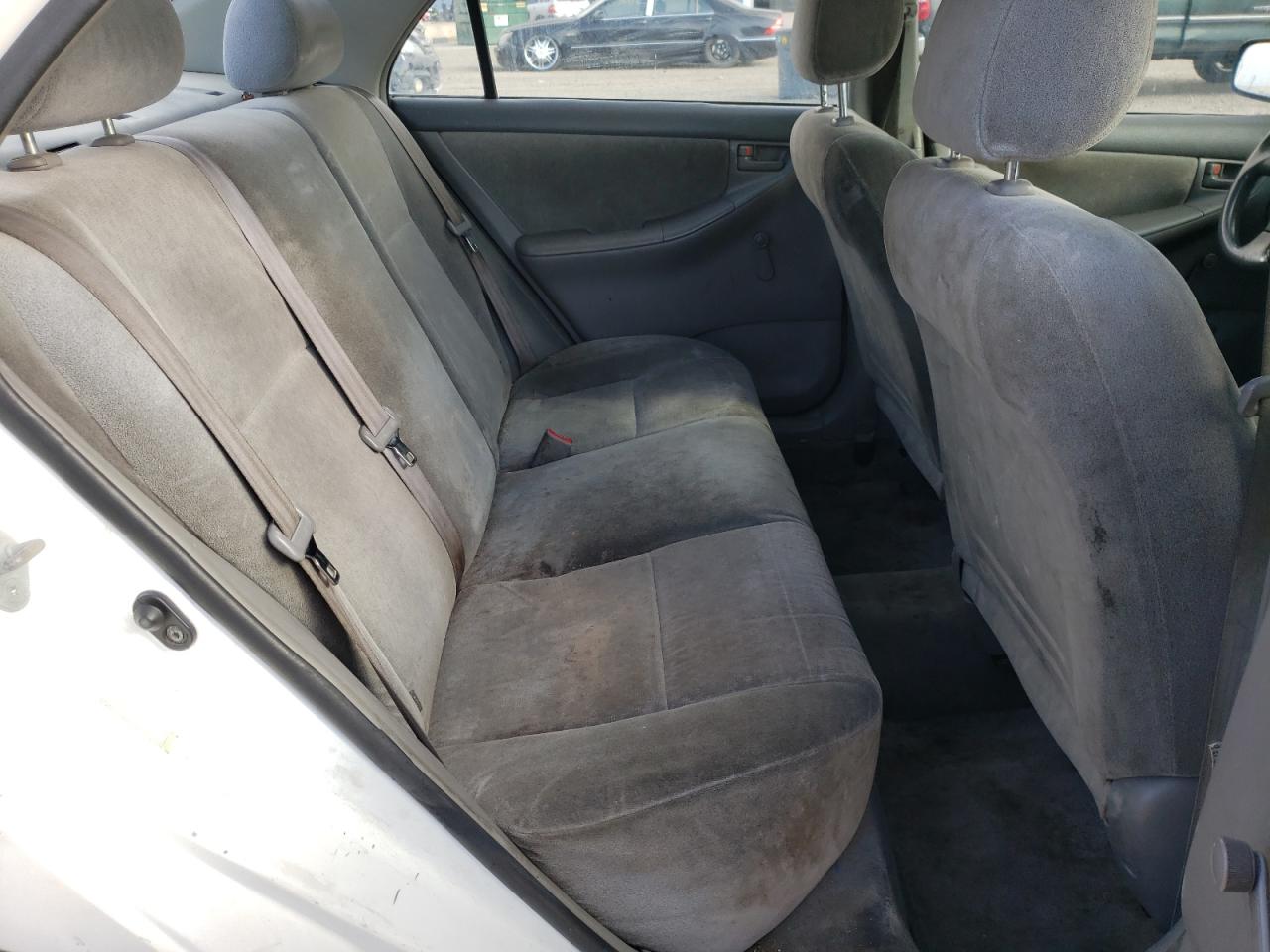 Photo 6 from auction – 2003 TOYOTA COROLLA CE with VIN JTDBR32E330002659