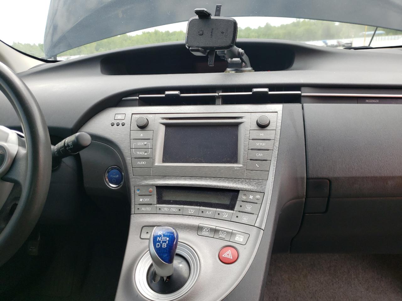 Photo 9 from auction – 2013 TOYOTA PRIUS with VIN JTDKN3DU8D5597173