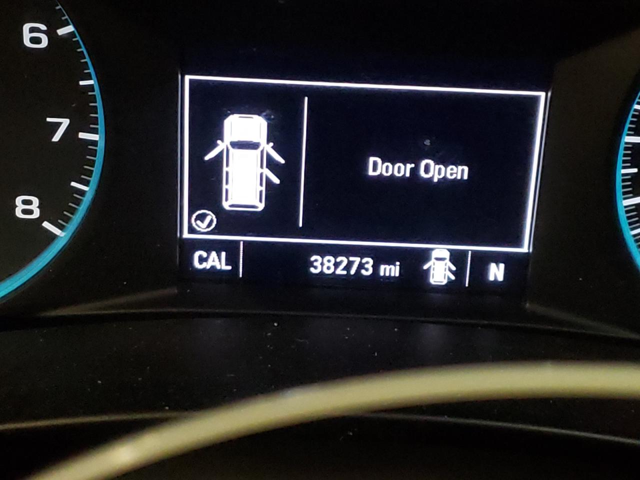 Photo 8 from auction – 2018 CHEVROLET EQUINOX LT with VIN 3GNAXSEV3JS620620