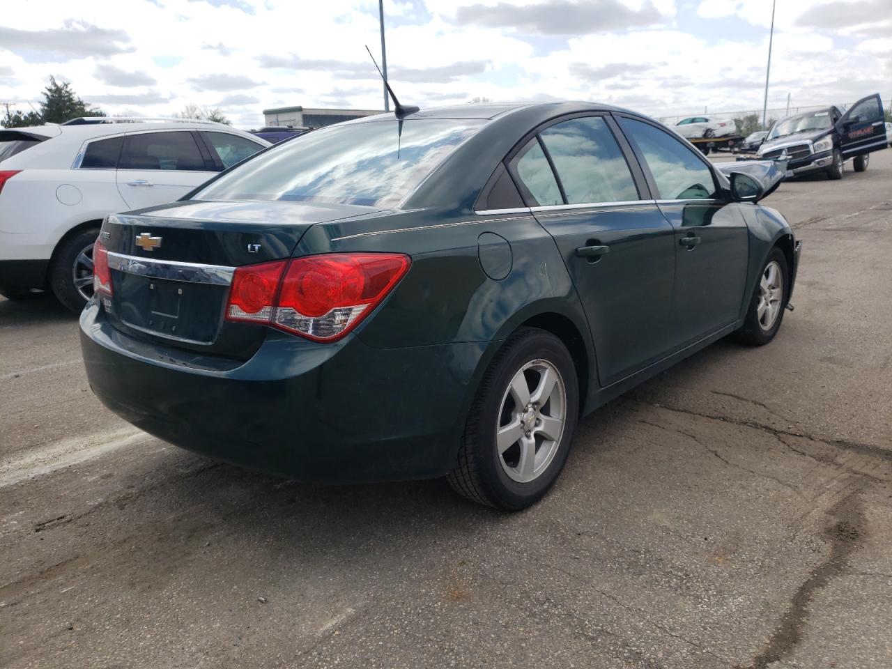 Photo 4 from auction – 2014 CHEVROLET CRUZE LT with VIN 1G1PC5SB1E7187841