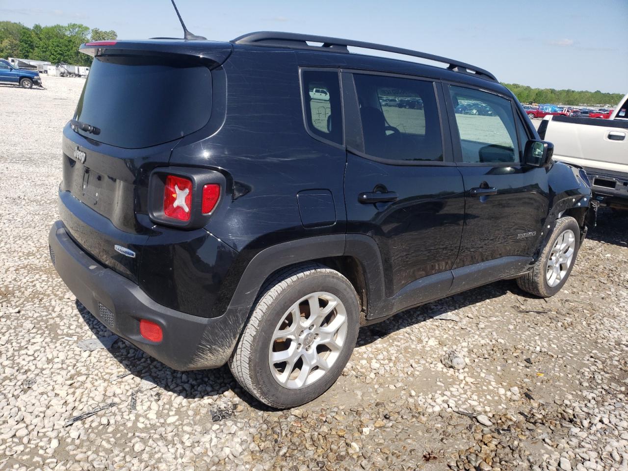 Photo 17 from auction – 2017 JEEP RENEGADE L with VIN ZACCJABB2HPE93572