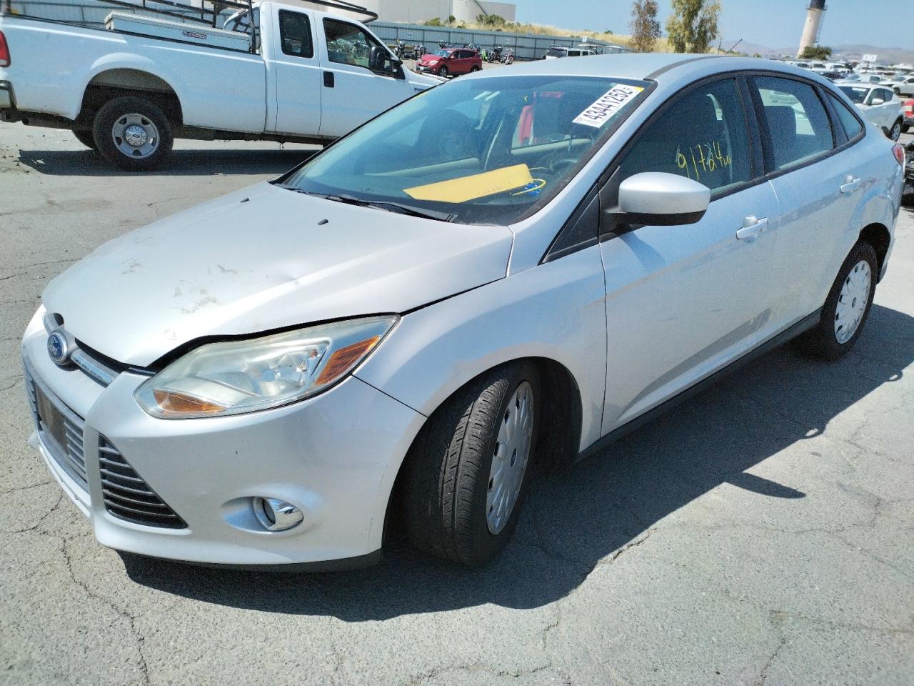 Photo 2 from auction – 2012 FORD FOCUS SE with VIN 1FAHP3F22CL155568