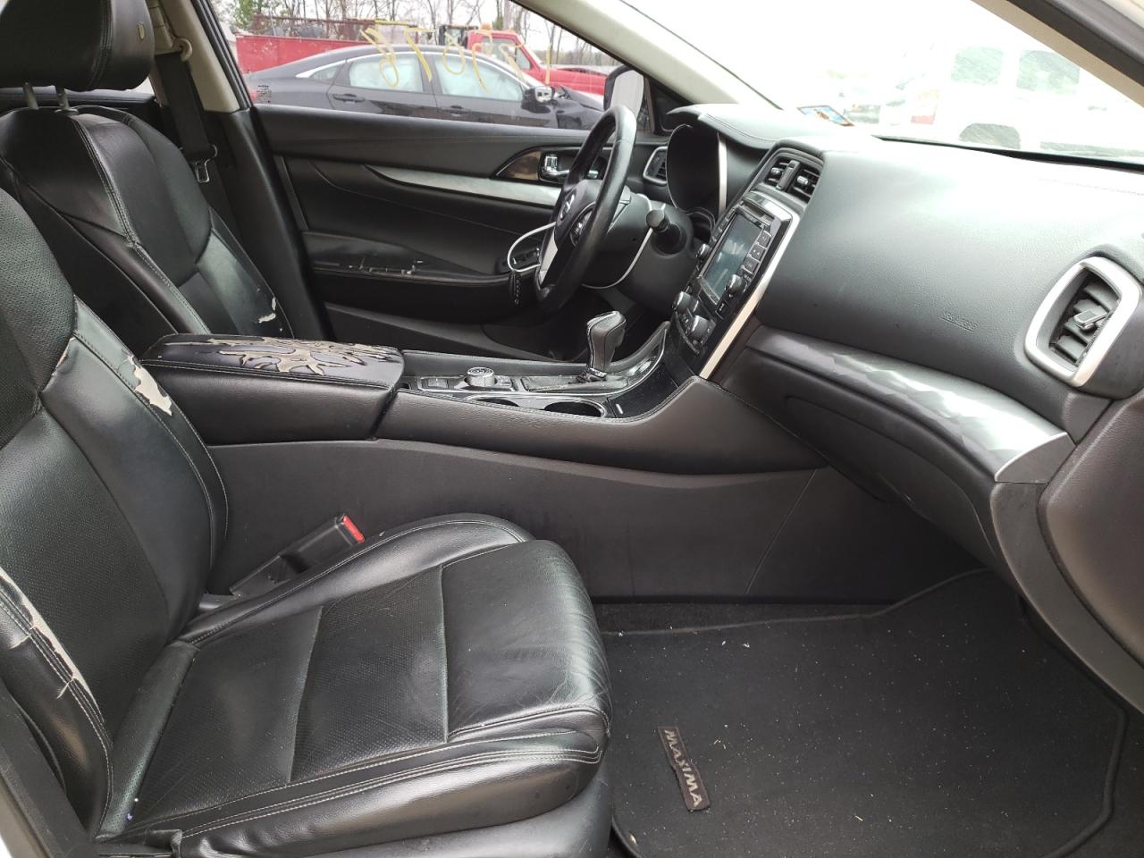 Photo 5 from auction – 2016 NISSAN MAXIMA 3.5 with VIN 1N4AA6AP4GC379731