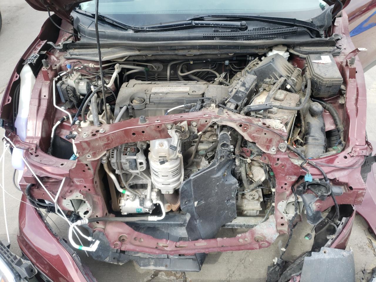 Photo 7 from auction – 2015 HONDA CR-V LX with VIN 2HKRM4H3XFH613482