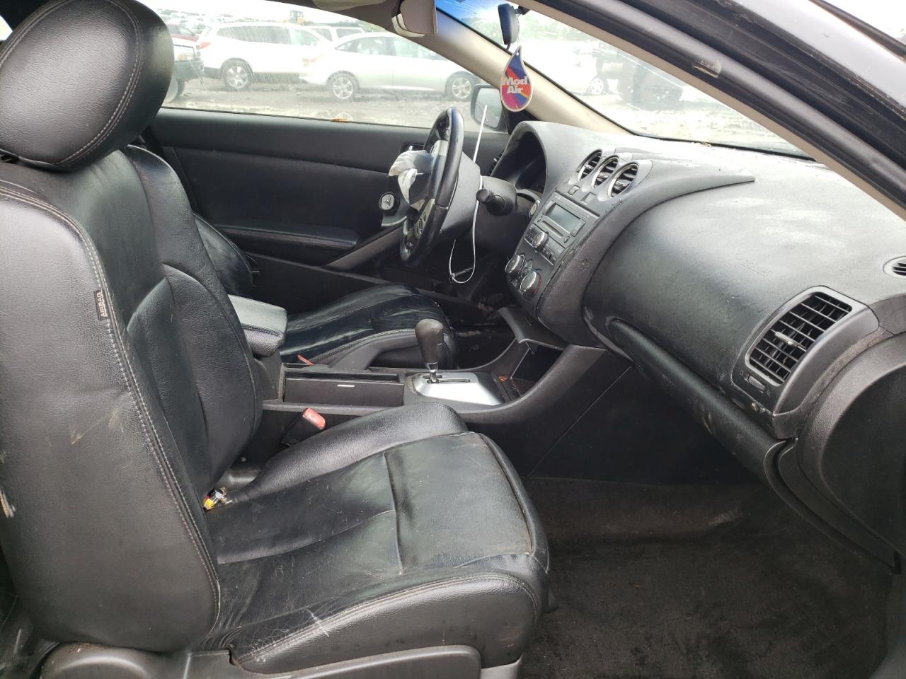 Photo 5 from auction – 2008 NISSAN UK with VIN 1N4AL24E98C104953