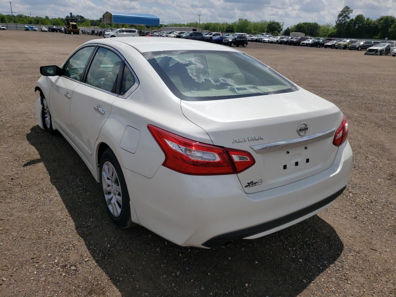Photo 3 from auction – 2016 NISSAN ALTIMA 2.5 with VIN 1N4AL3AP3GN369012