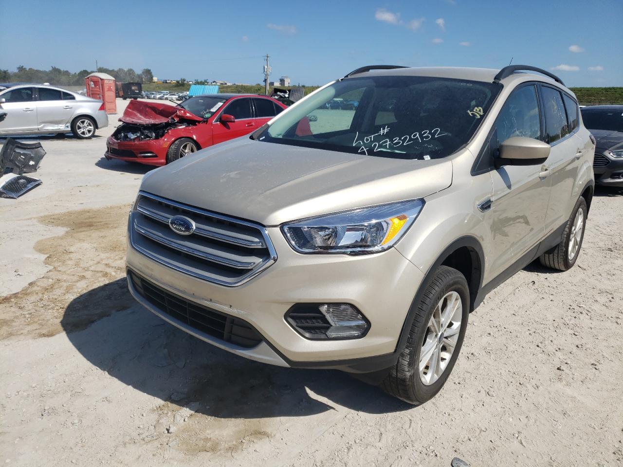 Photo 2 from auction – 2018 FORD ESCAPE SE with VIN 1FMCU0GD7JUD42738