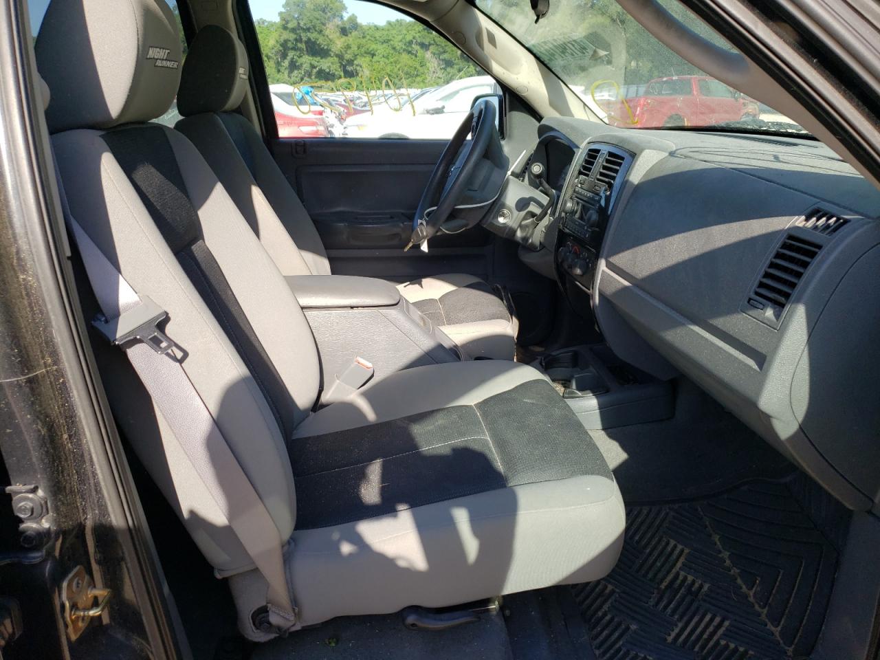 Photo 5 from auction – 2006 DODGE DAKOTA QUA with VIN 1D7HE48N76S652001