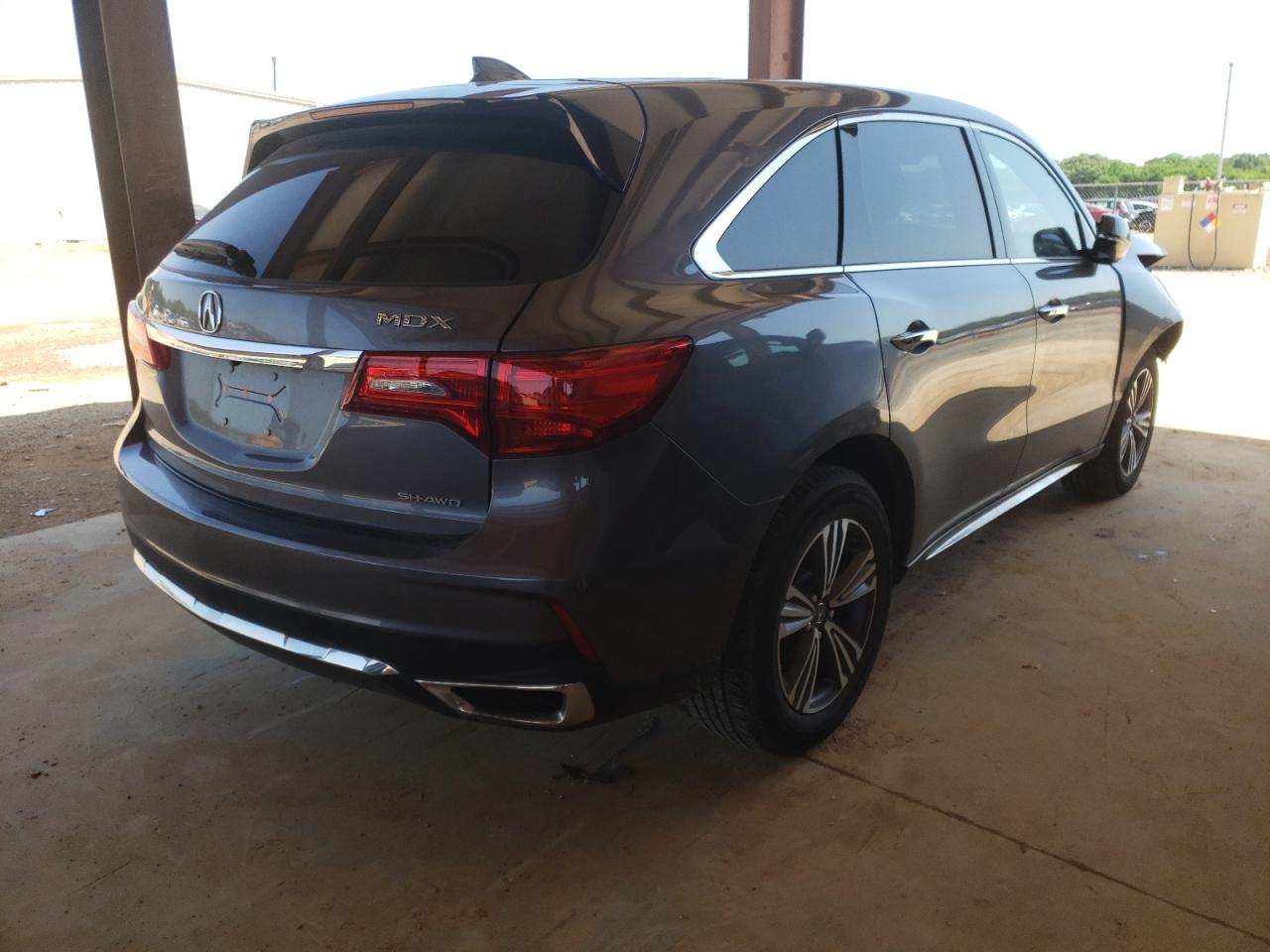 Photo 4 from auction – 2017 ACURA MDX with VIN 5FRYD4H32HB018959