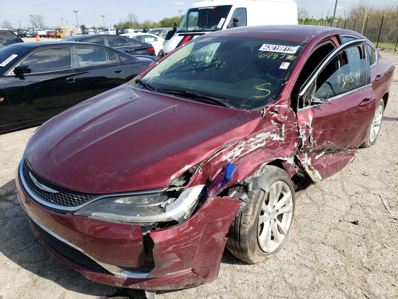Photo 2 from auction – 2015 CHRYSLER 200 LIMITE with VIN 1C3CCCAB2FN698536