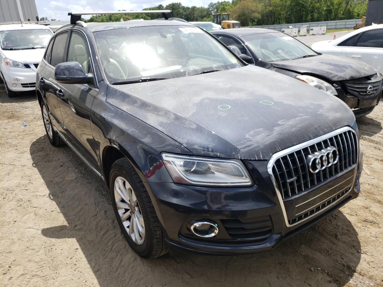 AUDI Q5 PREMIUM 2013 with VIN WA1LFAFP5DA085773 - Photo from auction