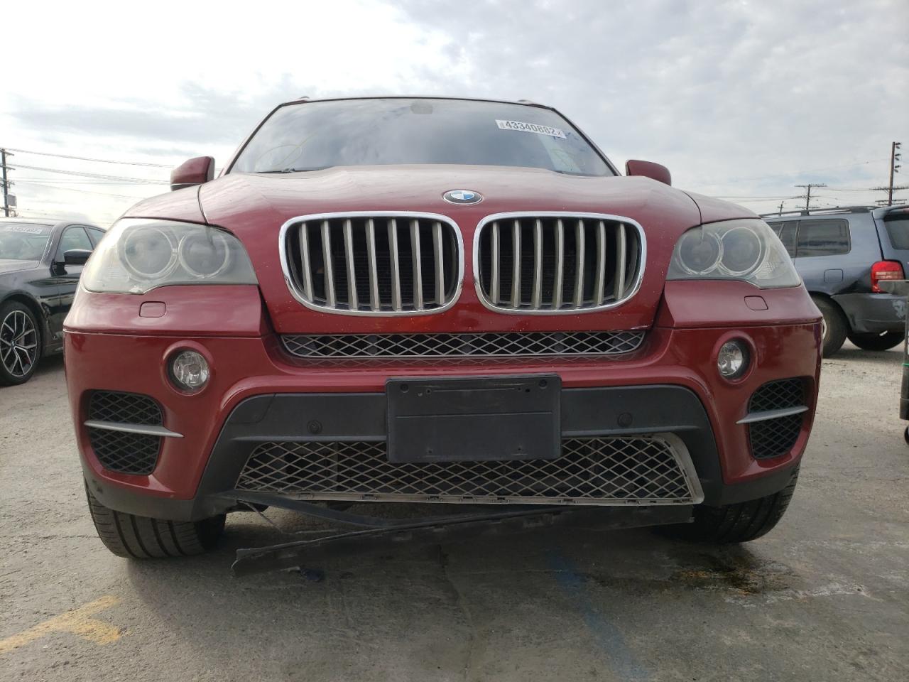 Photo 9 from auction – 2012 BMW X5 XDRIVE5 with VIN 5UXZV8C5XCL423670