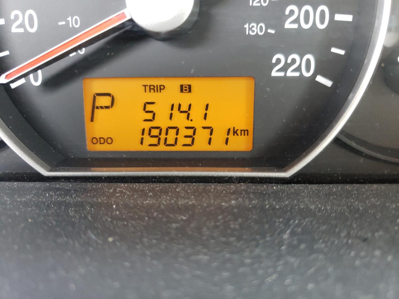 Photo 8 from auction – 2008 KIA RONDO BASE with VIN KNAFG525487218406