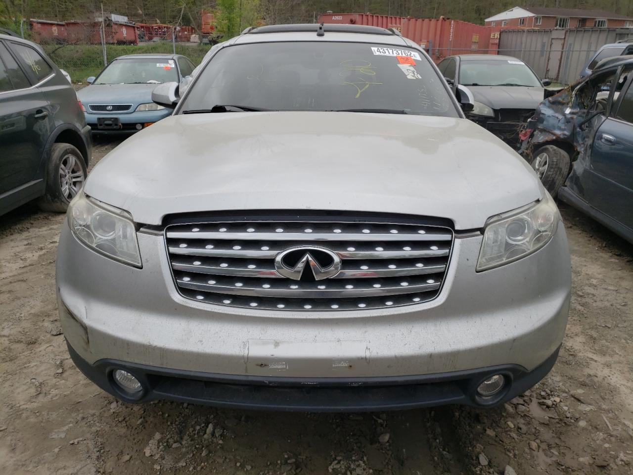Photo 9 from auction – 2003 INFINITI FX35 with VIN JNRAS08WX3X207482