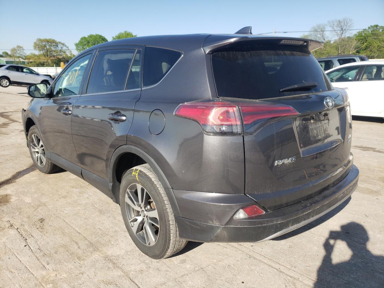 Photo 3 from auction – 2018 TOYOTA RAV4 ADVEN with VIN 2T3RFREV3JW808578
