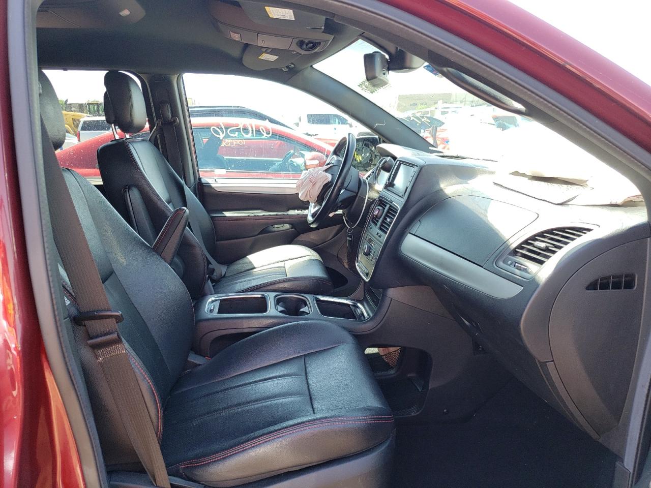 Photo 5 from auction – 2018 DODGE GRAND CARA with VIN 2C4RDGEG6JR359547