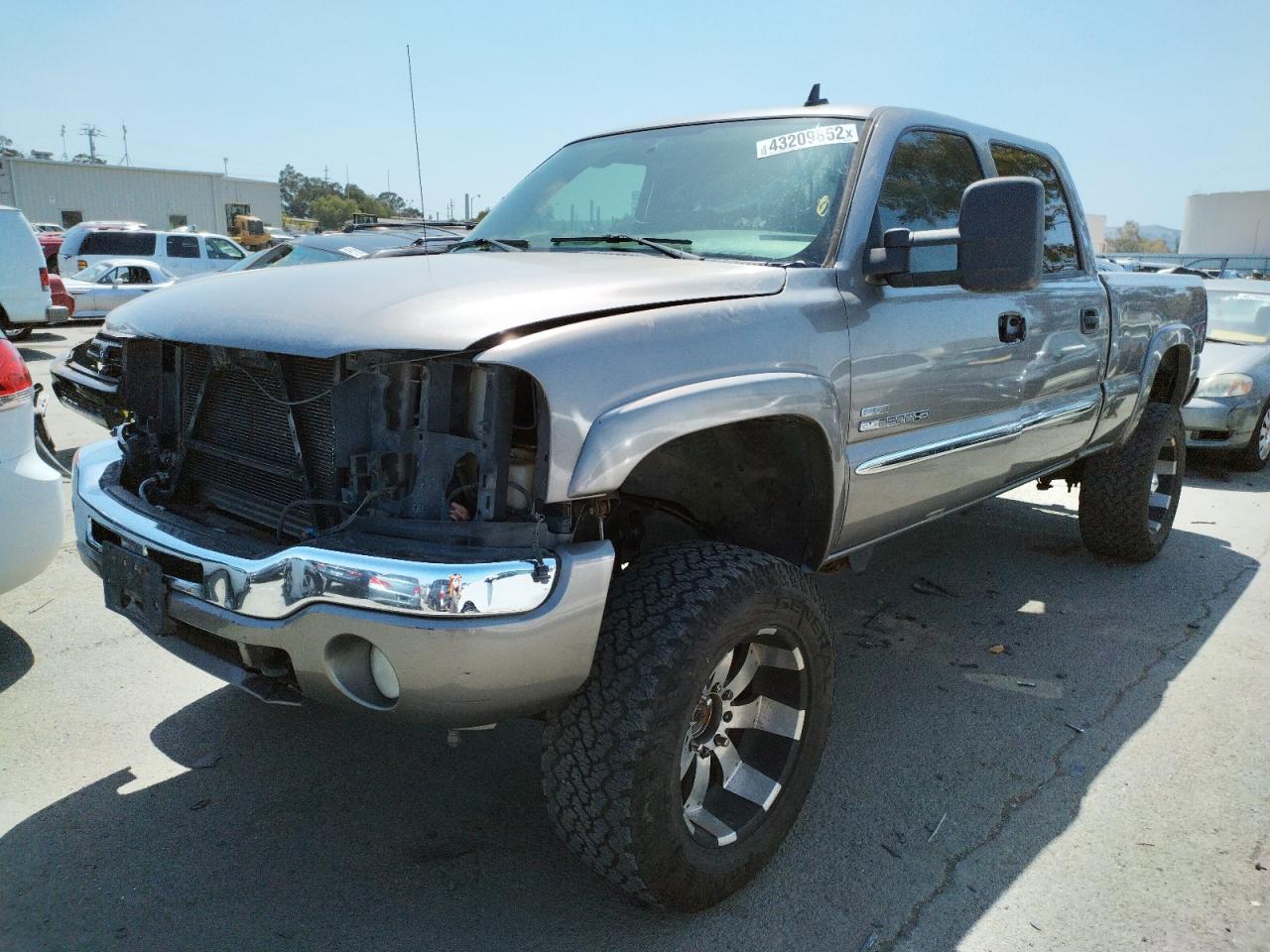 Photo 2 from auction – 2007 GMC SIERRA K25 with VIN 1GTHK23D97F105375